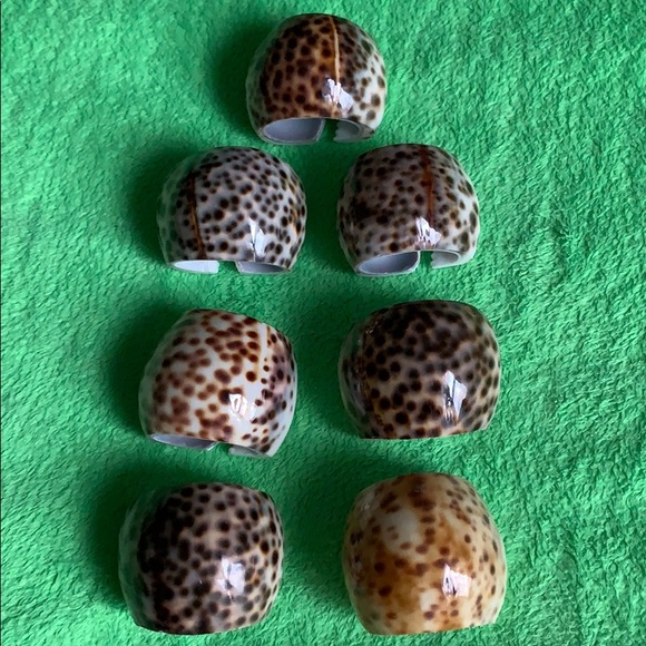 Vintage Seashell set of 7 napkin rings - Picture 2 of 16